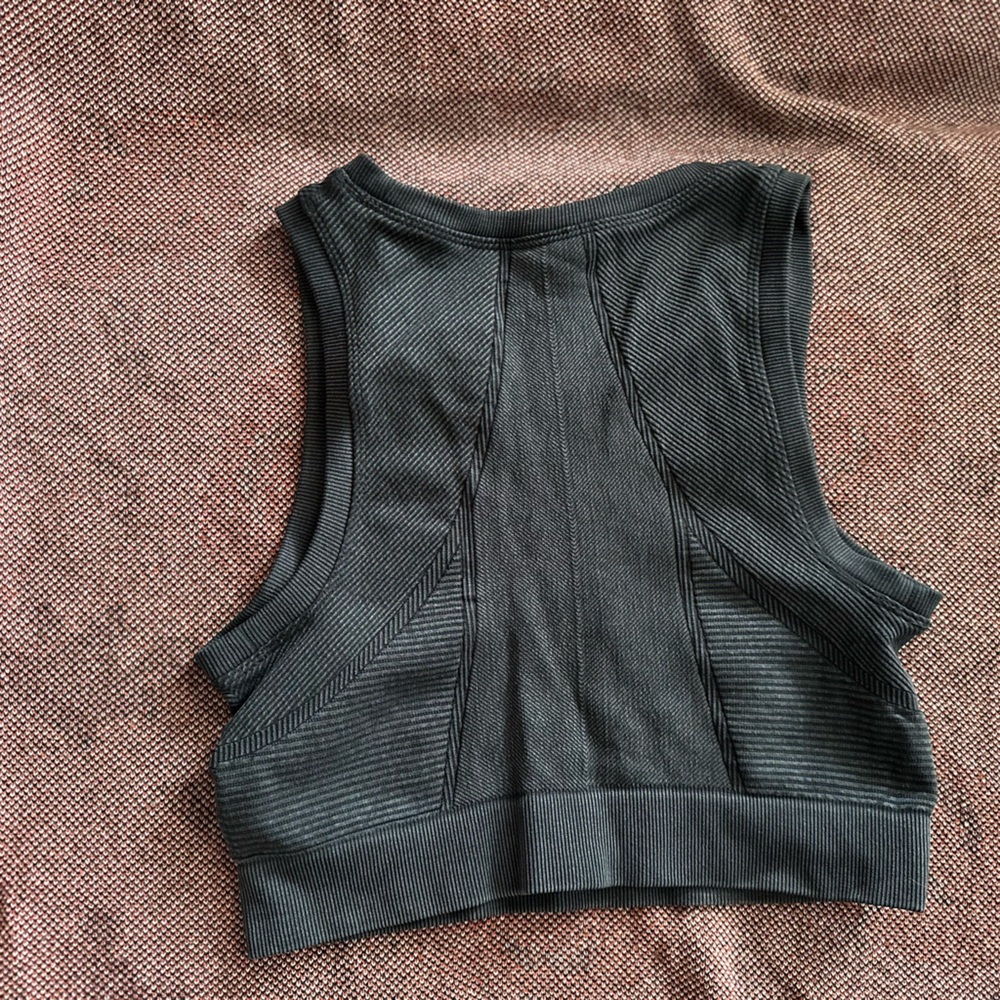 Black Ribbed Crop Top - Picture 2 of 2